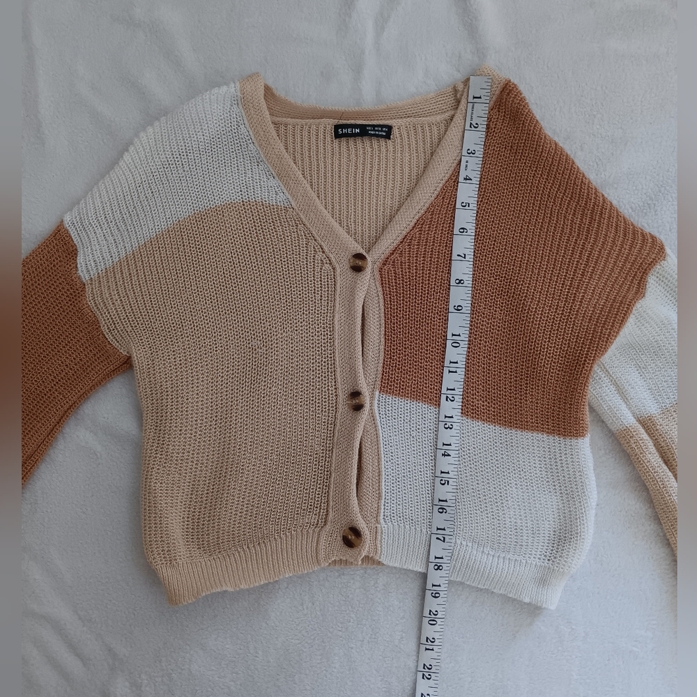 Cardigan - Picture 5 of 6